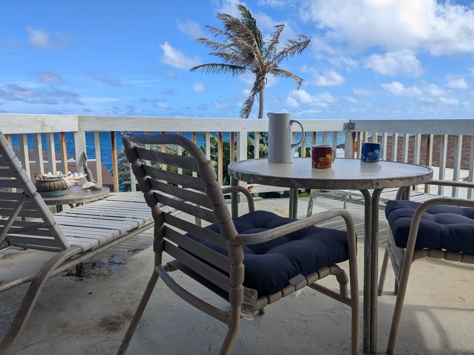 Morning drinks on the oceanfront lanai